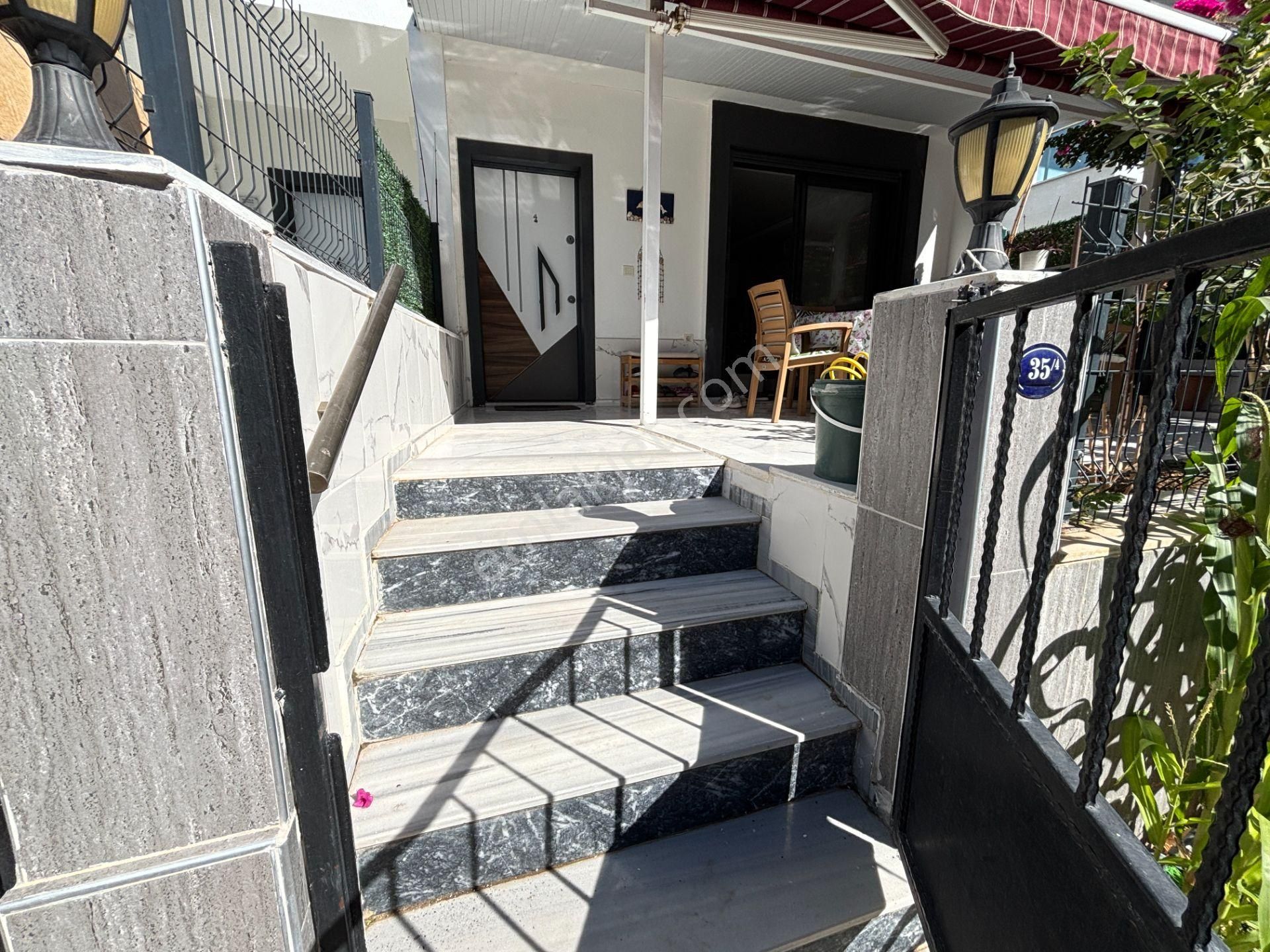 İzmir Seferihisar Payamlı'da Plaja 500 M Ferah Yapılı 3+1 Satılık Villa - Görsel 4