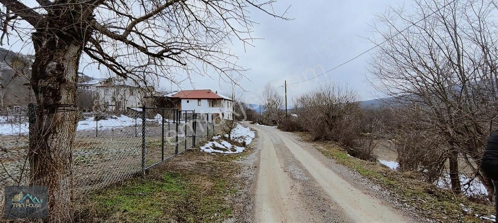 Tan Emlaktan Kadıbükünde Satılık Arsa - Görsel 9