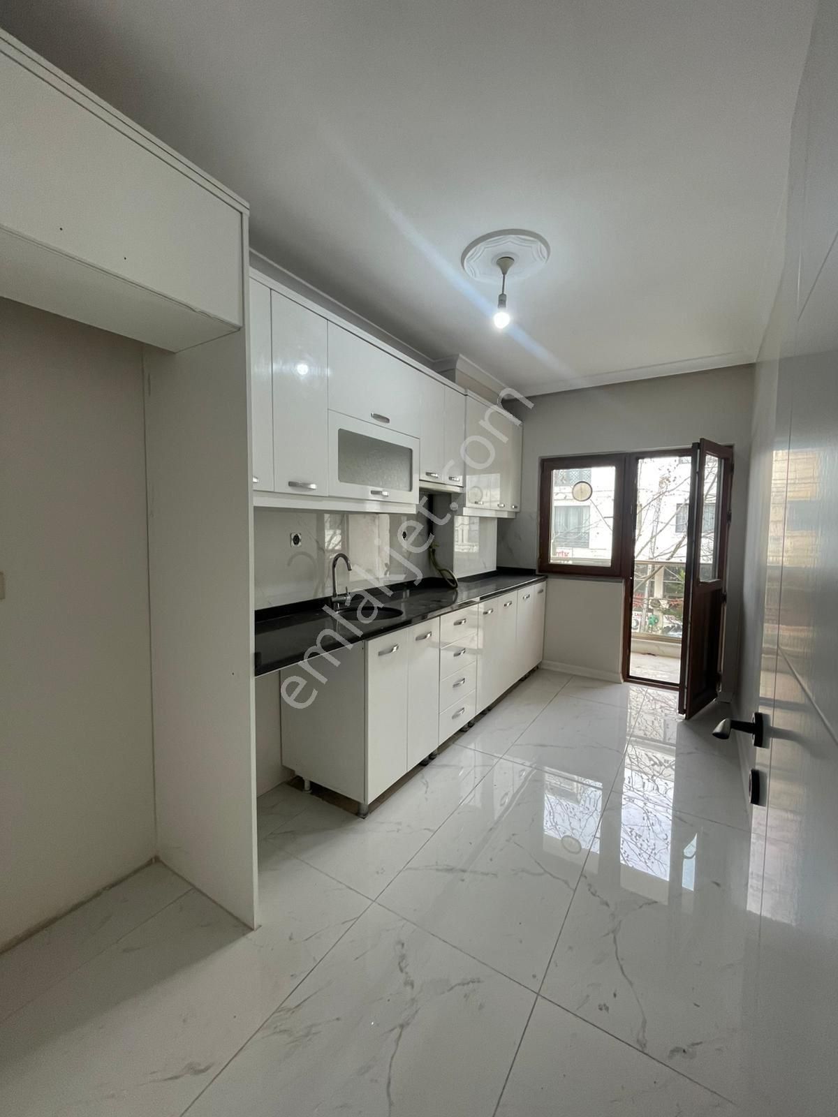 Sancaktepe Abdurrahmangazi'de 2 + 1 İskanlı 100 Metre² Satılık Ara Kat - Görsel 22