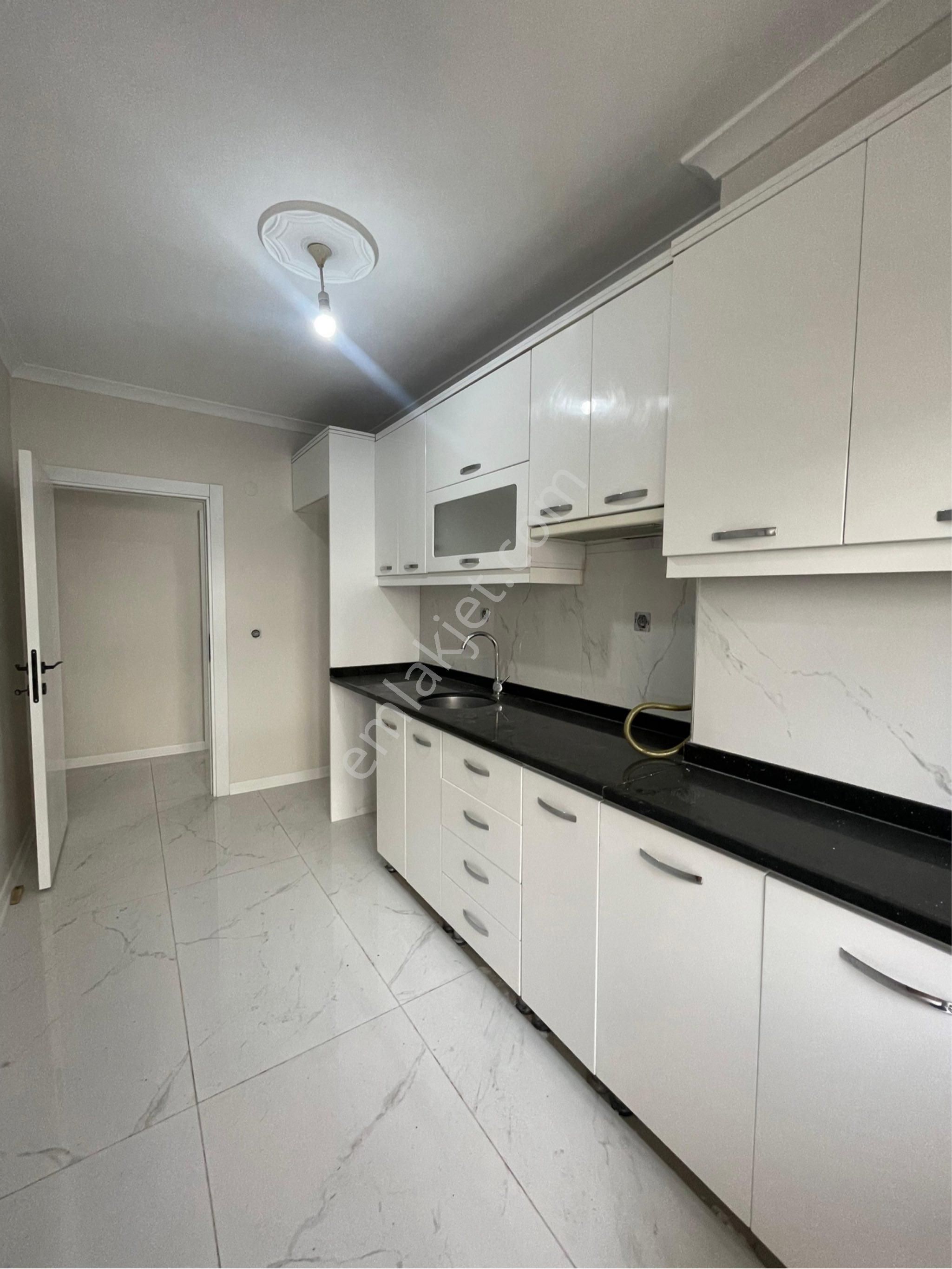 Sancaktepe Abdurrahmangazi'de 2 + 1 İskanlı 100 Metre² Satılık Ara Kat - Görsel 2