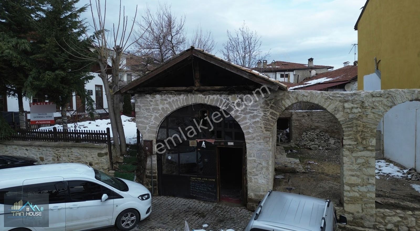 Tan Emlaktan Safranbolu Ulucami Yanında Satılık İşyeri - Görsel 13