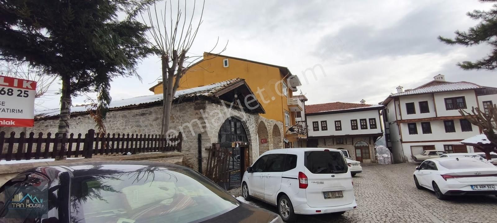 Tan Emlaktan Safranbolu Ulucami Yanında Satılık İşyeri - Görsel 30