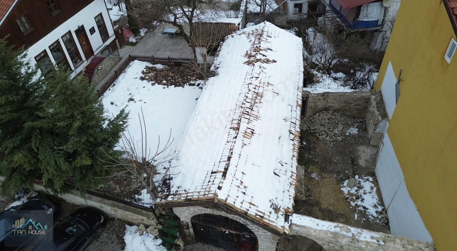 Tan Emlaktan Safranbolu Ulucami Yanında Satılık İşyeri - Görsel 2