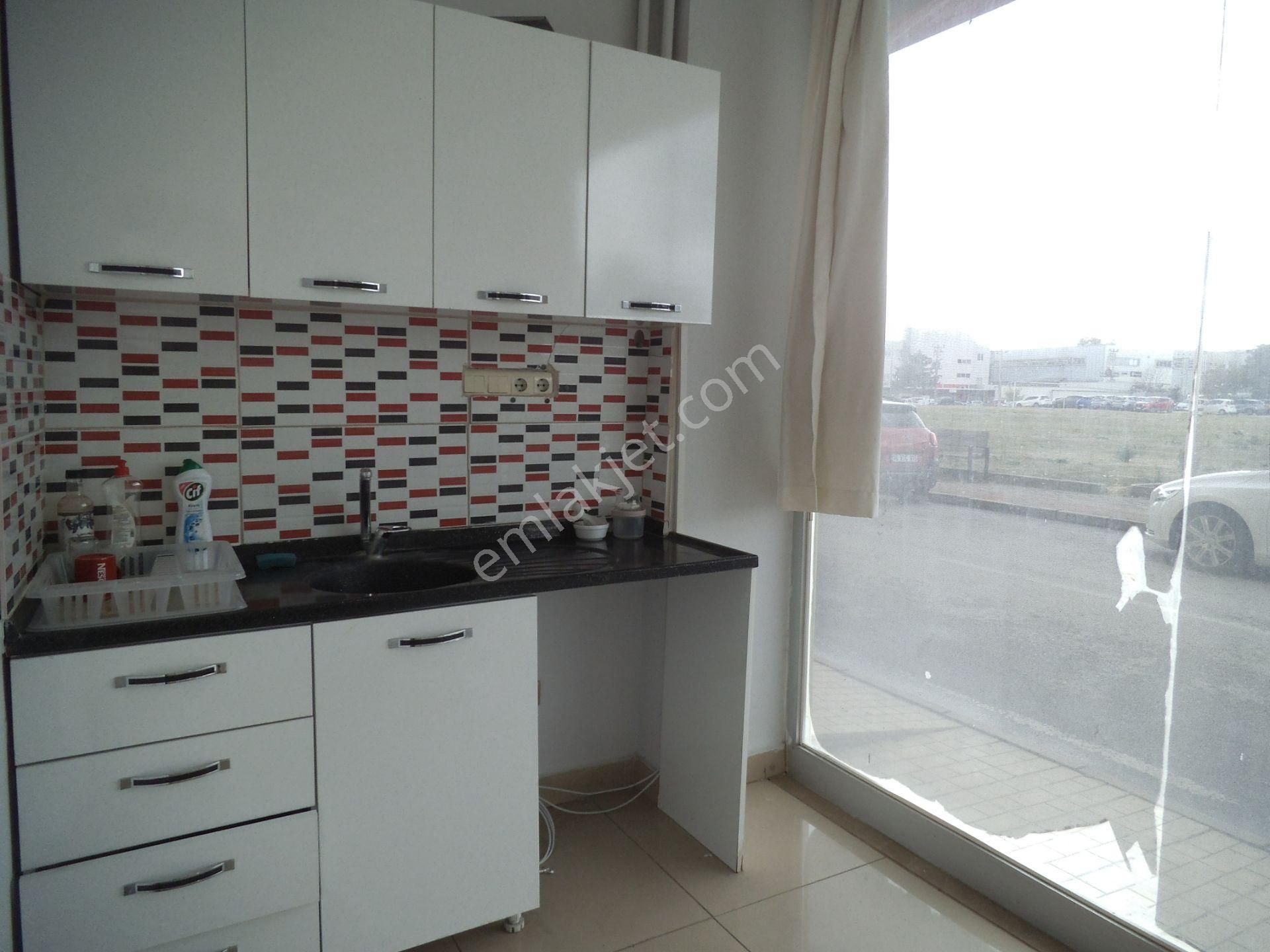 Yeni Yapılan Aile Hekimliği Karşısı Pazar Yeri Yanı Köşesi Kiralık - Görsel 7