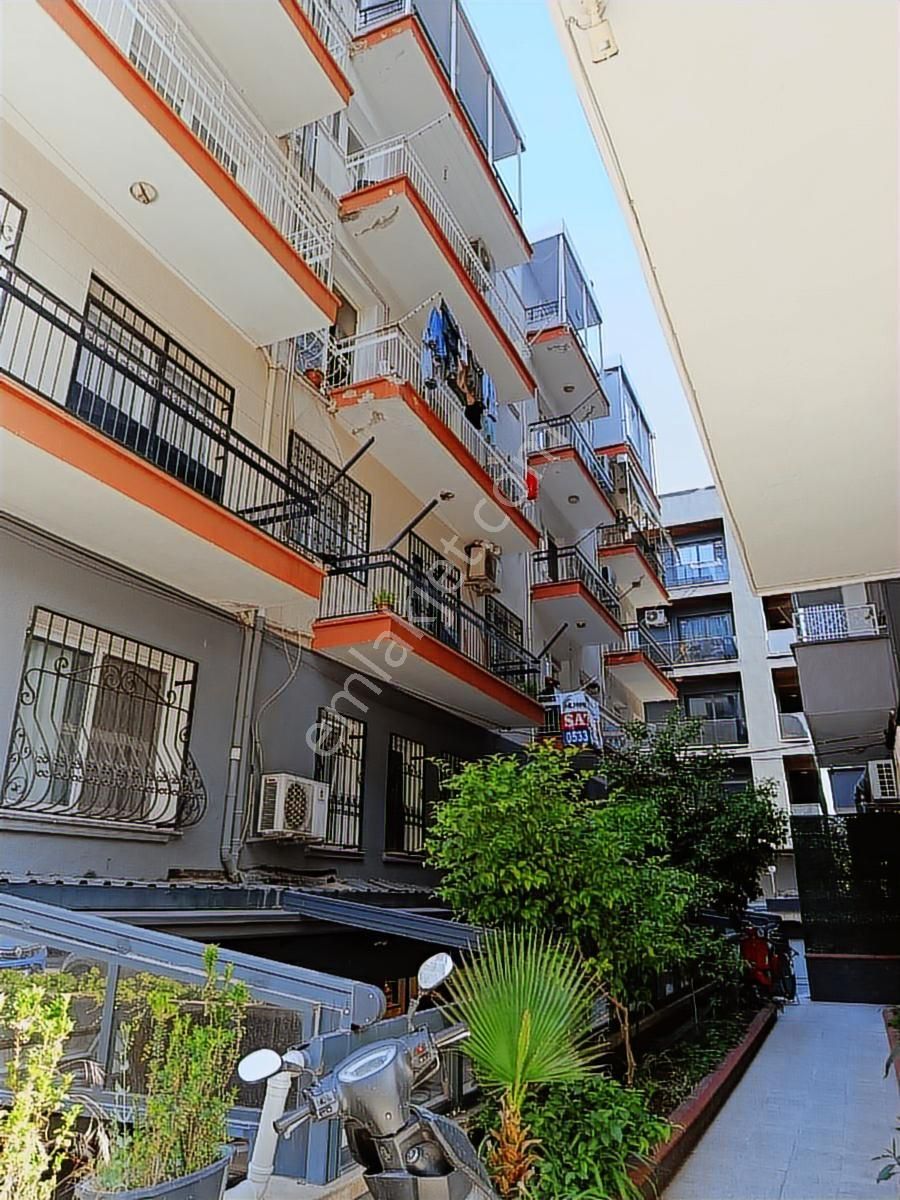 Kuşimato'da Geniş Kiralık Daire - Görsel 17