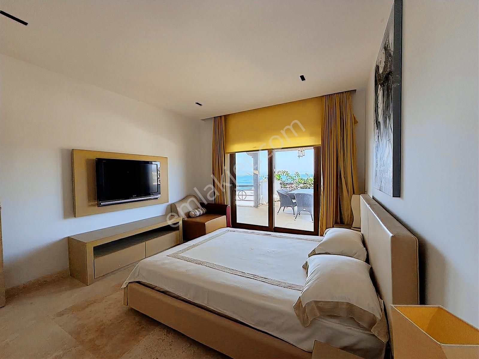 Bodrum Türkbükü Hebil Koyunda Satılık Lüks Daire - Görsel 15