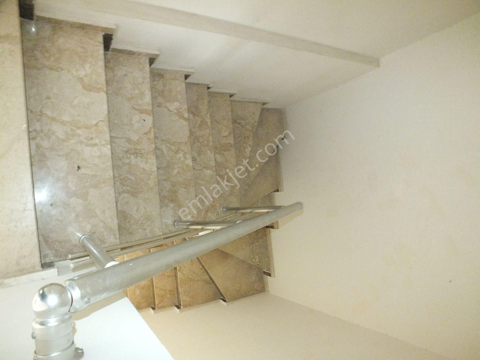 Sümer Mahallesinde Satılık 3+1 Dublex Daire - Görsel 6