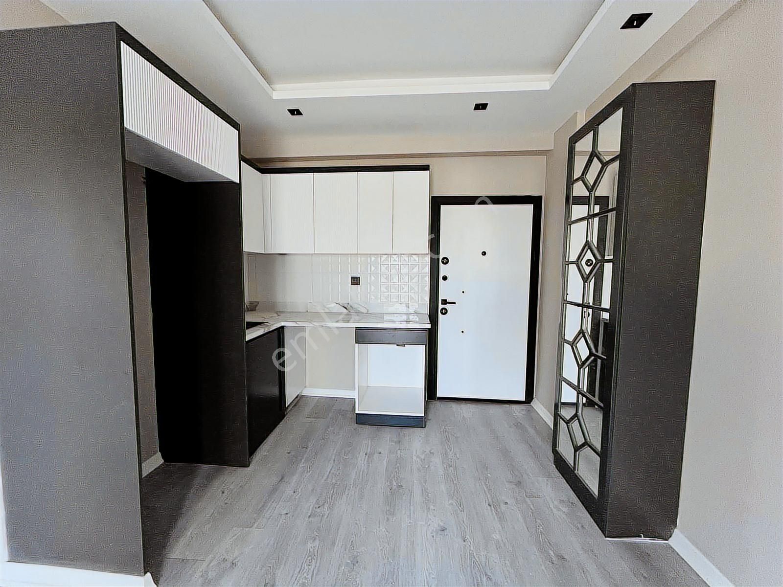 Kule Park'dan Gültepe'de Açık Mutfak Lüx İşçilik 2+1 Daire - Görsel 2