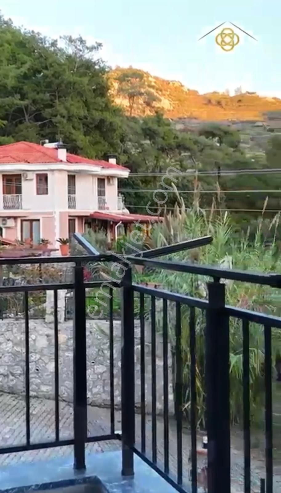 Compass Estate’den Satılık Lüks Özel Tasarımlı Villa Sunuyoruz - Görsel 3