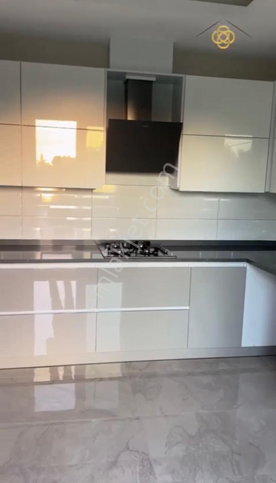 Compass Estate’den Satılık Lüks Özel Tasarımlı Villa Sunuyoruz - Görsel 7