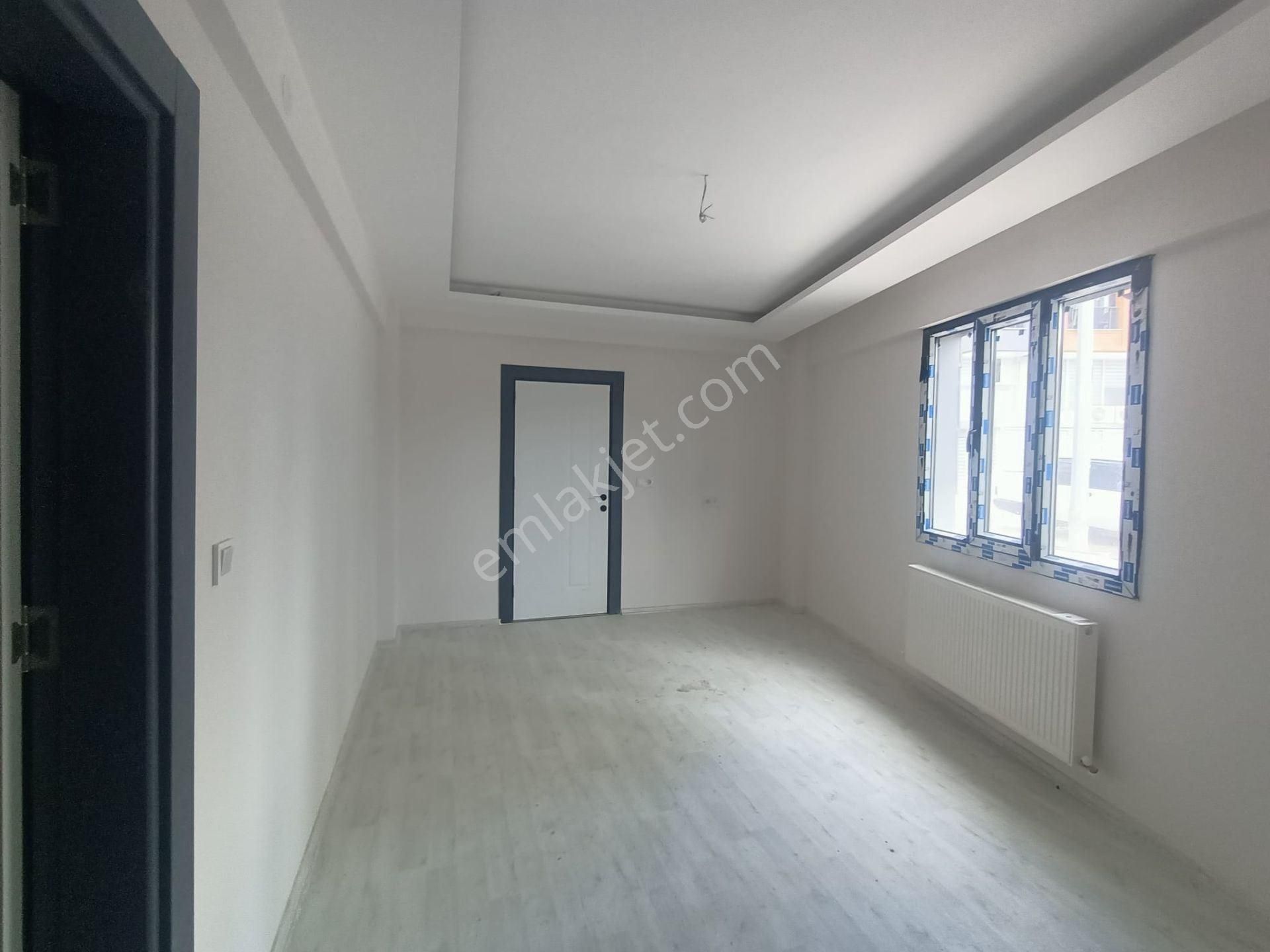 Muradiye Rainbowda Sıfır 1+1 Daire Otoparklı - Görsel 4