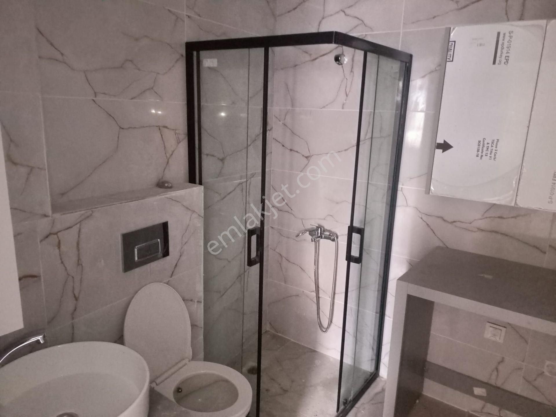 Muradiye Rainbowda Sıfır 1+1 Daire Otoparklı - Görsel 9