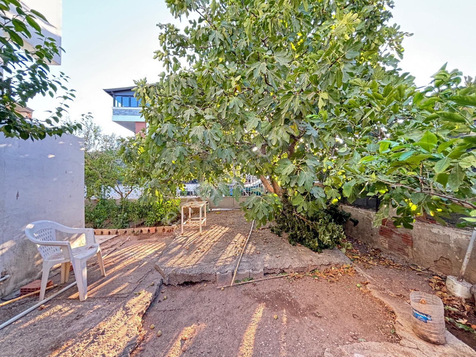 İzmir Seferihisar Ürkmez Deniz Tarafında Plaja 100m 4+1 Satılık Villa - Görsel 15