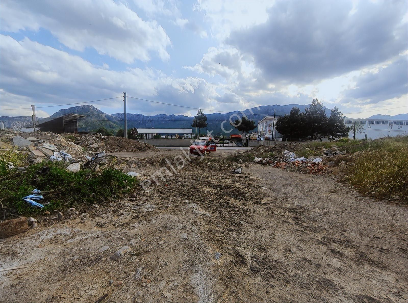 Özpınar,dan Belediye Araç Parkı Karşısı Satılık Arsa 432 M2 - Görsel 2