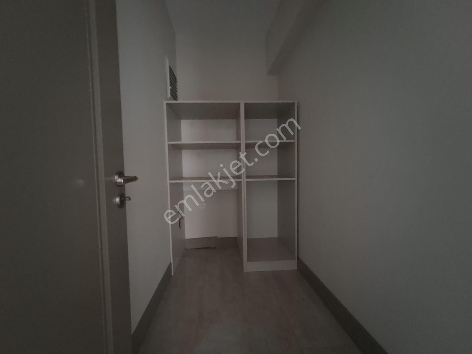 Cumhuriyet Mahallesi Zirveden Batı Konutları Kiralık 4+1 Daire - Görsel 25