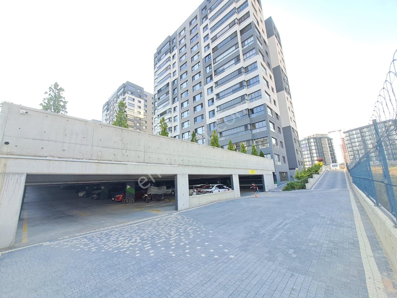 Cumhuriyet Mahallesi Zirveden Batı Konutları Kiralık 4+1 Daire - Görsel 6