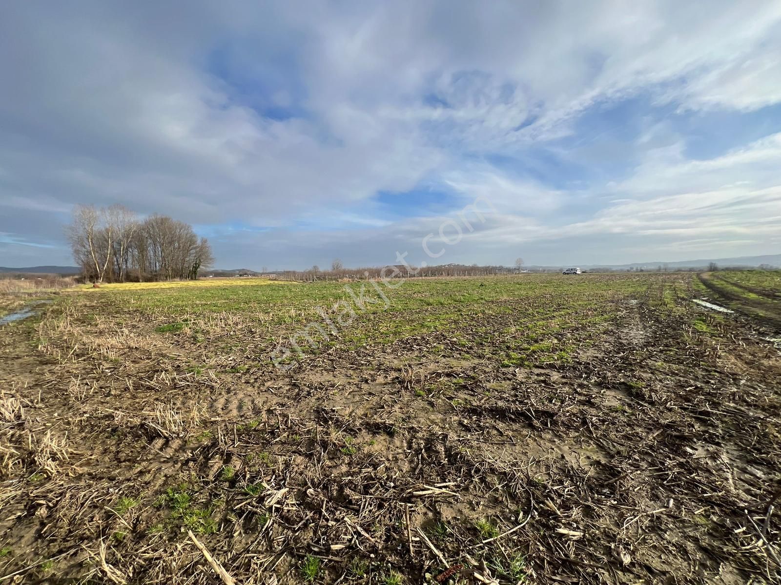 Gölkentin Merkezinde! Yola Cephe, Düz Ayak, Fırsat Arazi - Görsel 11