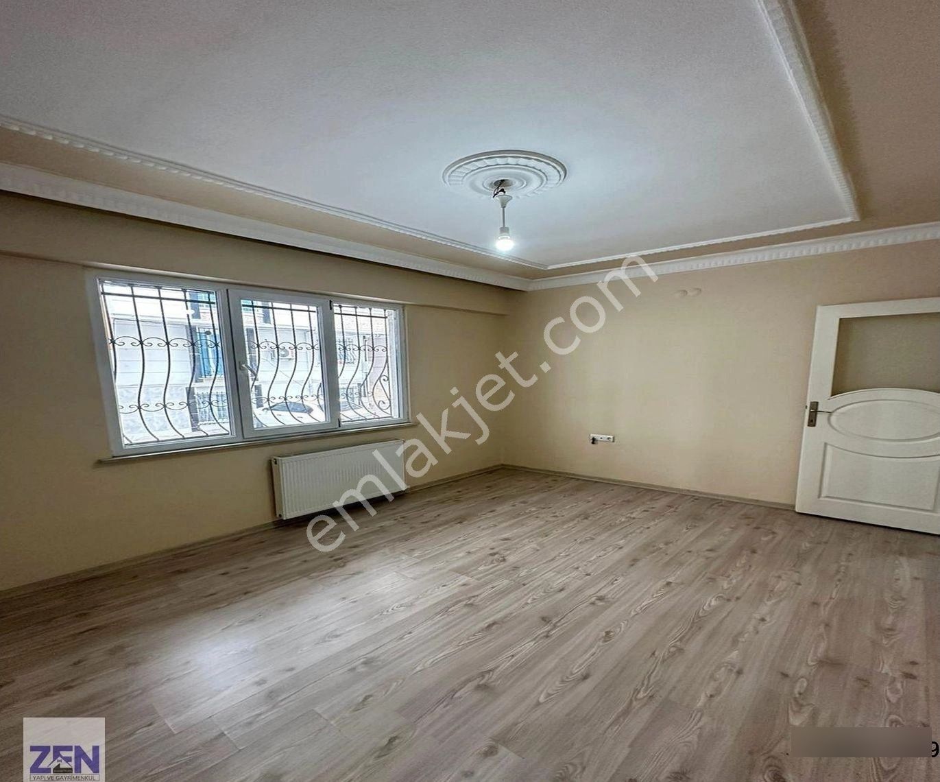Merkezi Konumda Ulaşıma Yakın 1+1 Kiralık Yüksek Giriş Daire