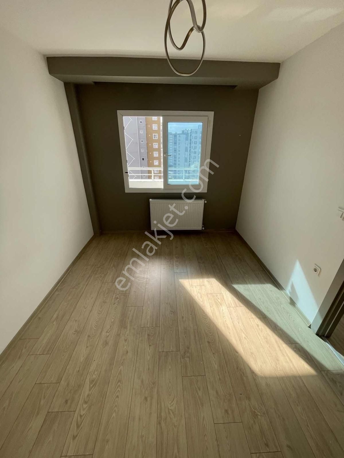 Unıversıte Yanı Lüx Sıtede Dogalgazlı Balkonlu Cok Genıs 1+1 - Görsel 14