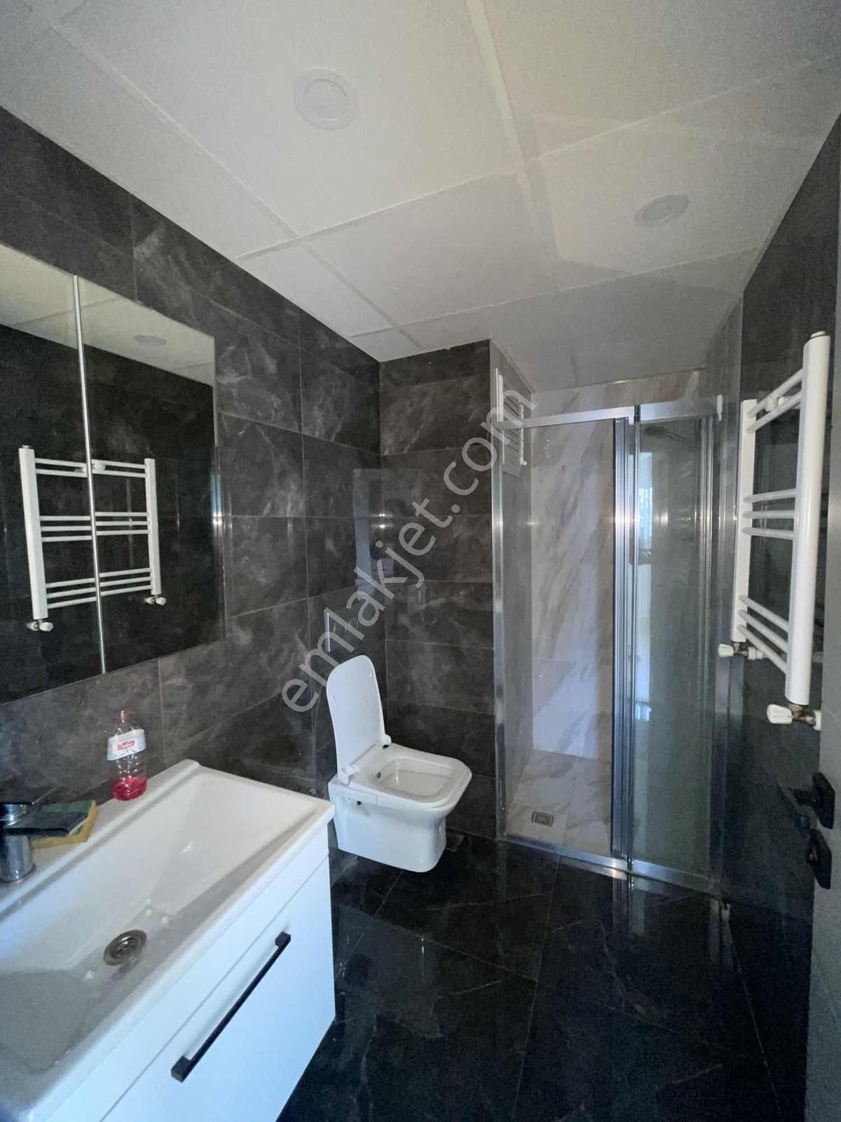 Unıversıte Yanı Lüx Sıtede Dogalgazlı Balkonlu Cok Genıs 1+1 - Görsel 5