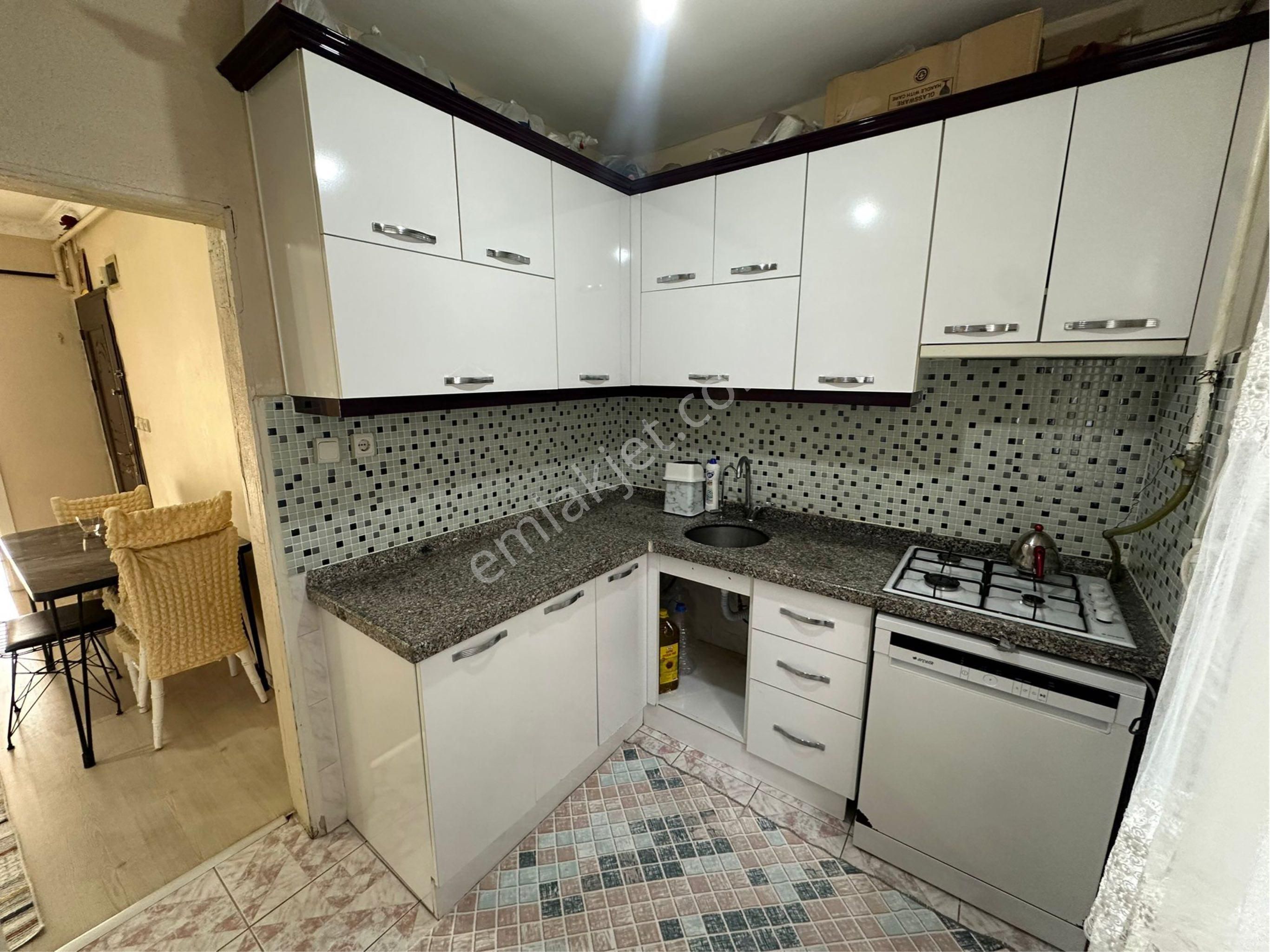 Emir Emlak’dan 2+1 4 Kat Masrafsız Dairedir