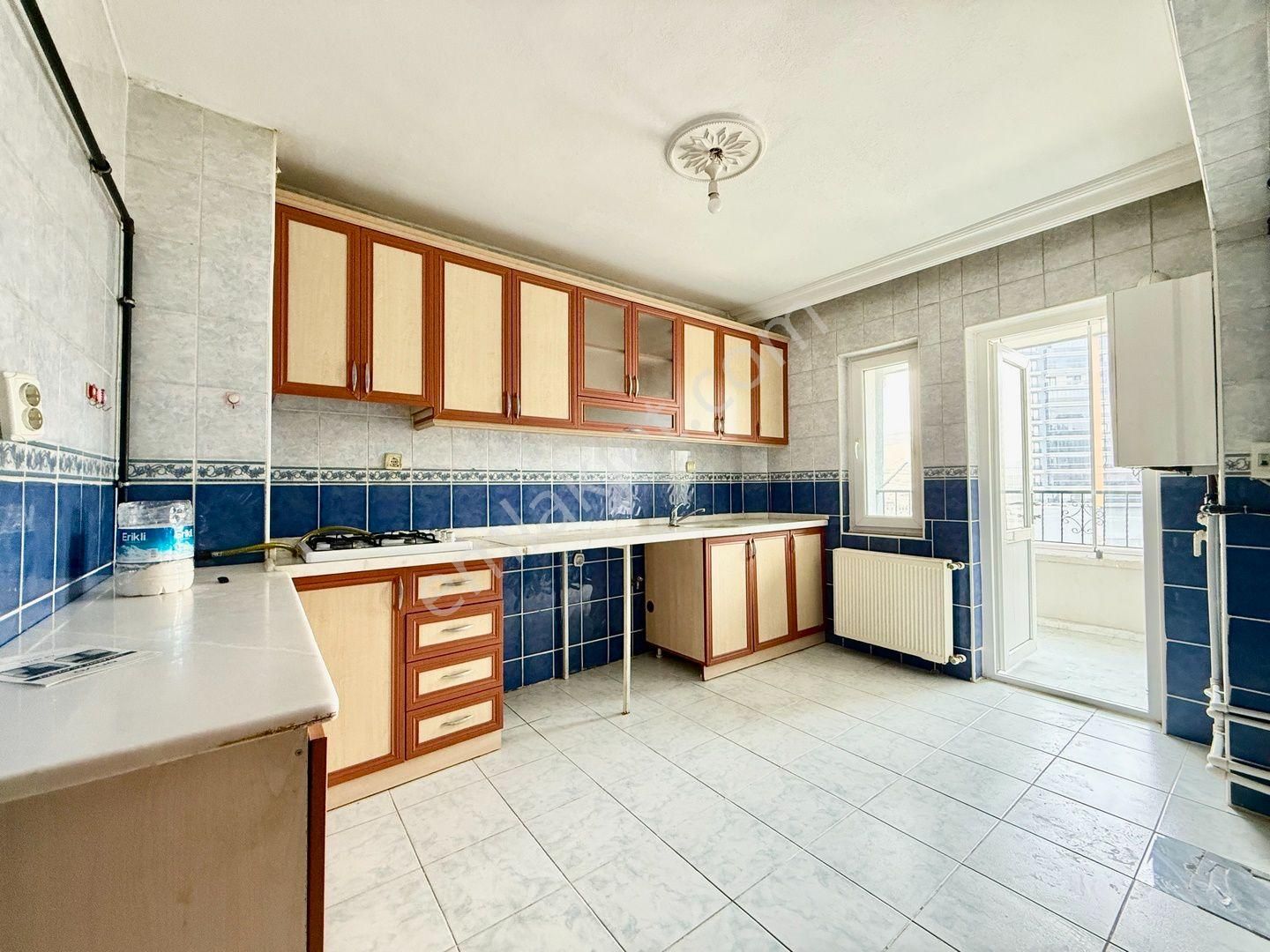 Kalecik Emlak'tan Cumhuriyet Mah. 3+1 110m² 3.kat Önü Açık Uygun Daire - Görsel 3