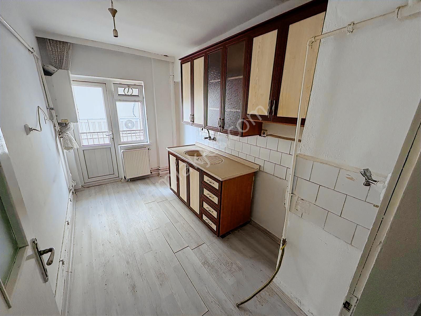 ꧁▇yılmaz'dan▇꧂tren İstasyon Yakını Masrafsız Ara Katta 3+1 Daire - Görsel 6