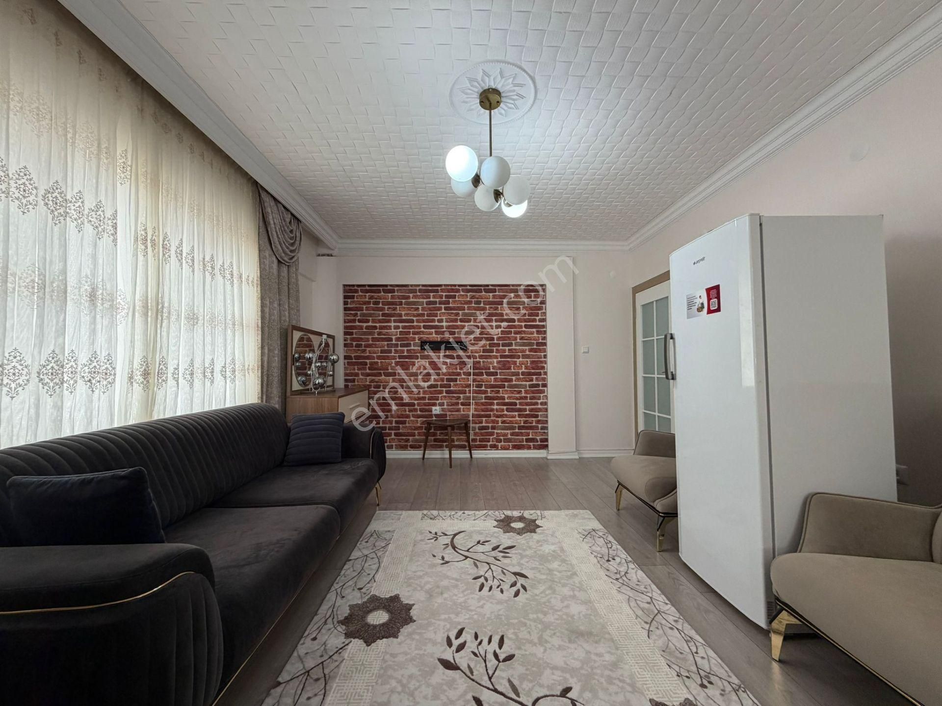 Taşcılar'dan Hicret Cami Yanı İçi Full Yapılı Güney Cephe 1.kat 3+1 Fırsat - Görsel 7