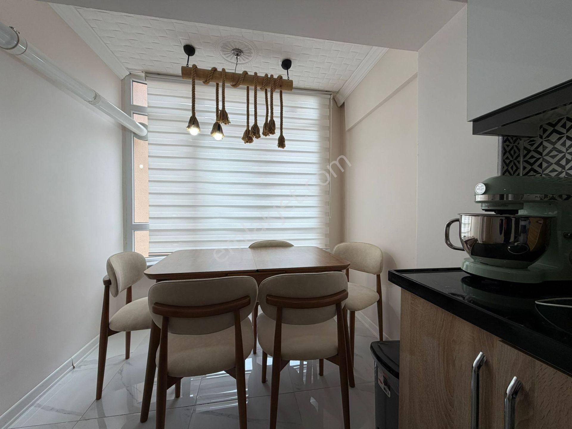 Taşcılar'dan Hicret Cami Yanı İçi Full Yapılı Güney Cephe 1.kat 3+1 Fırsat - Görsel 15