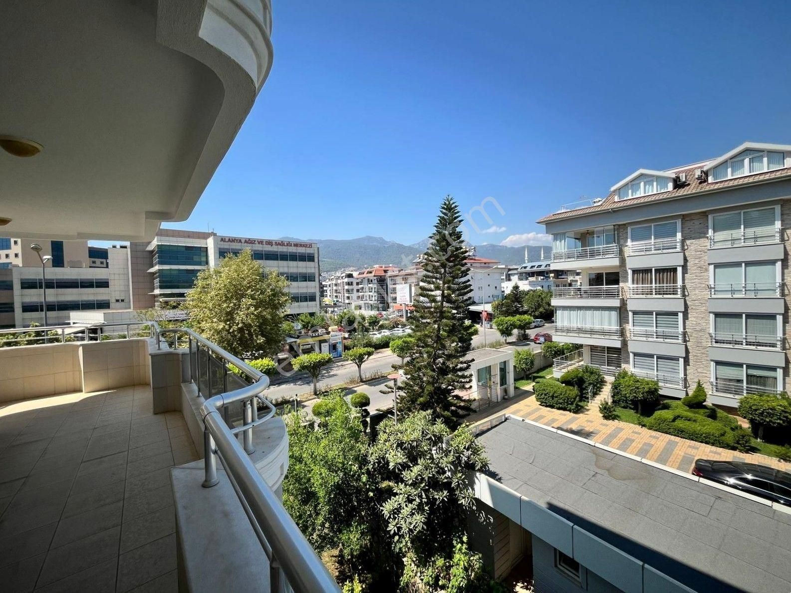 Alanya Oba’da Sosyal Olanaklı Sitede | Havuz & Şehir Manzaralı 2+1 Satılık Daire - Görsel 14