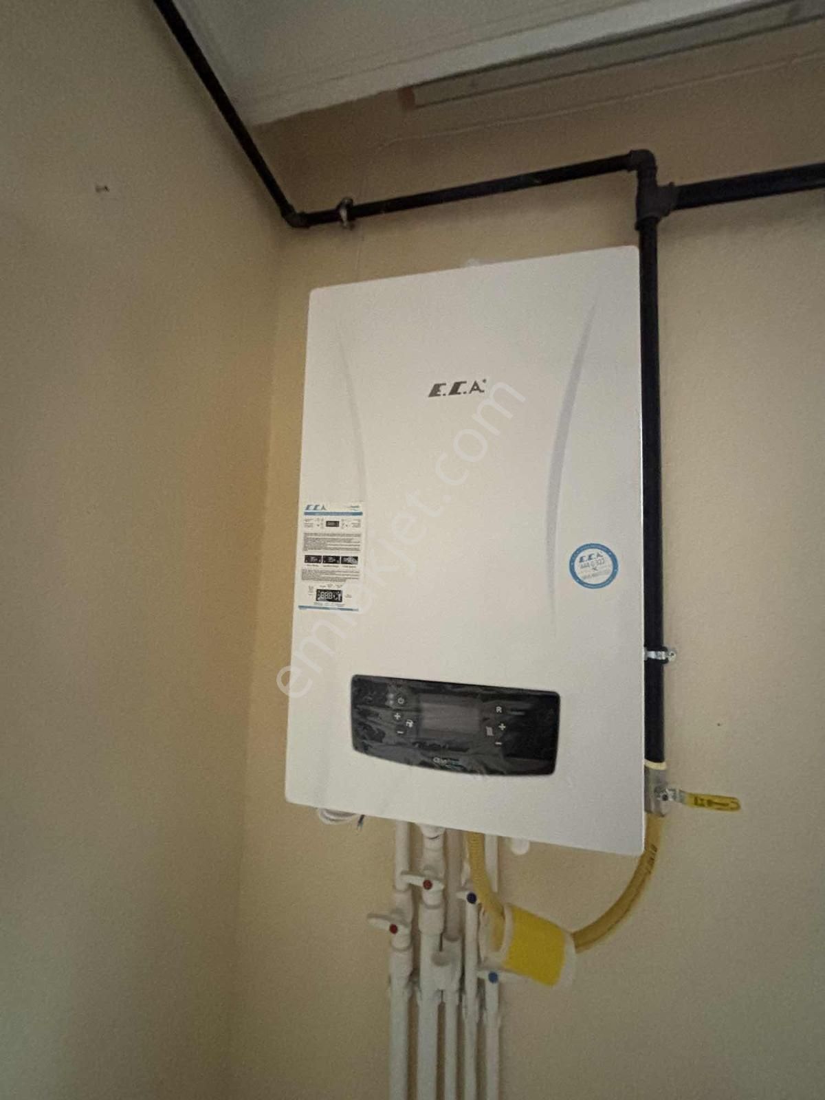 Meram Osmangazi Mahallesinde 1+1 Son Kat Kiralık Daire - Görsel 6