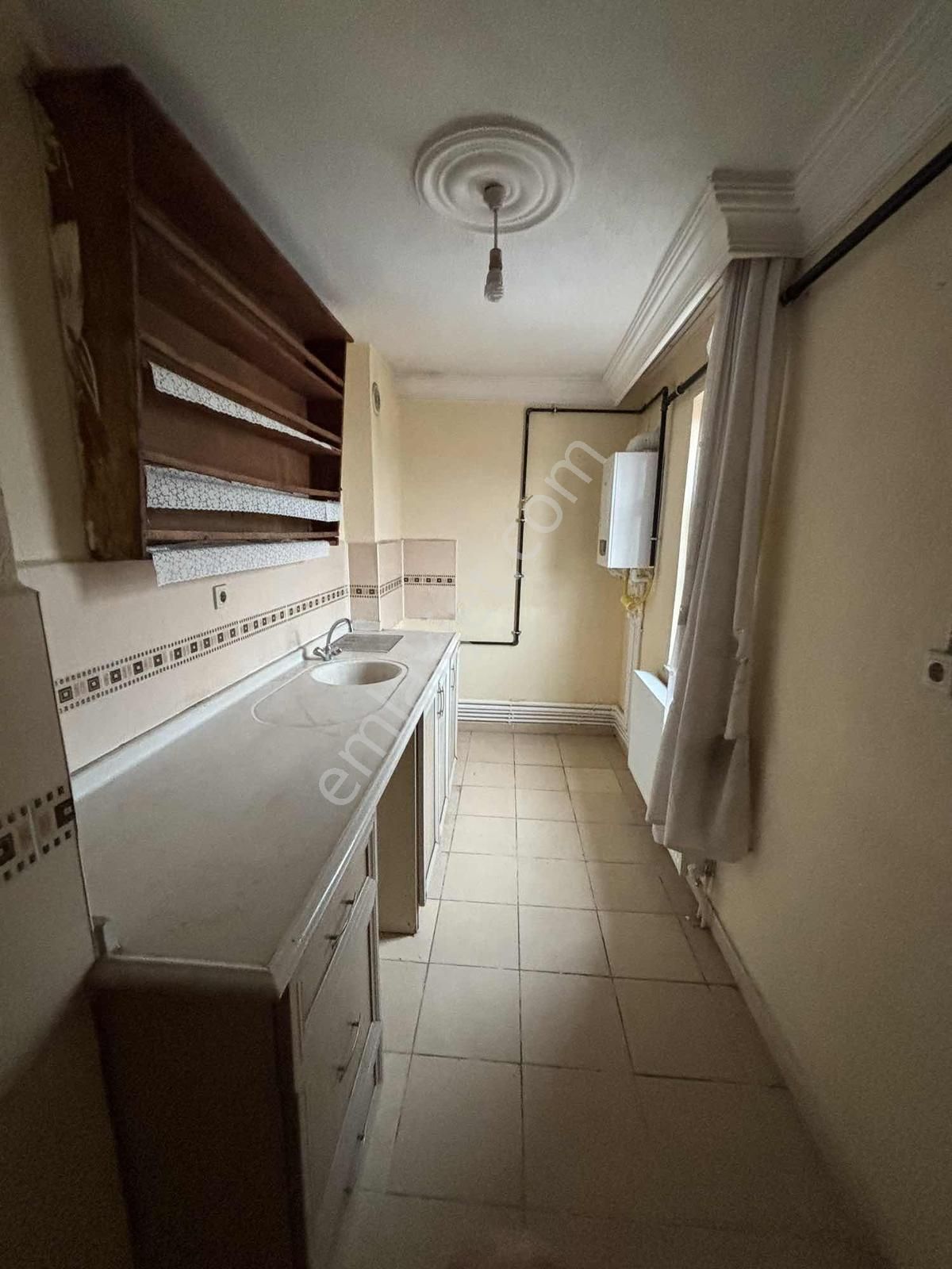 Meram Osmangazi Mahallesinde 1+1 Son Kat Kiralık Daire - Görsel 7