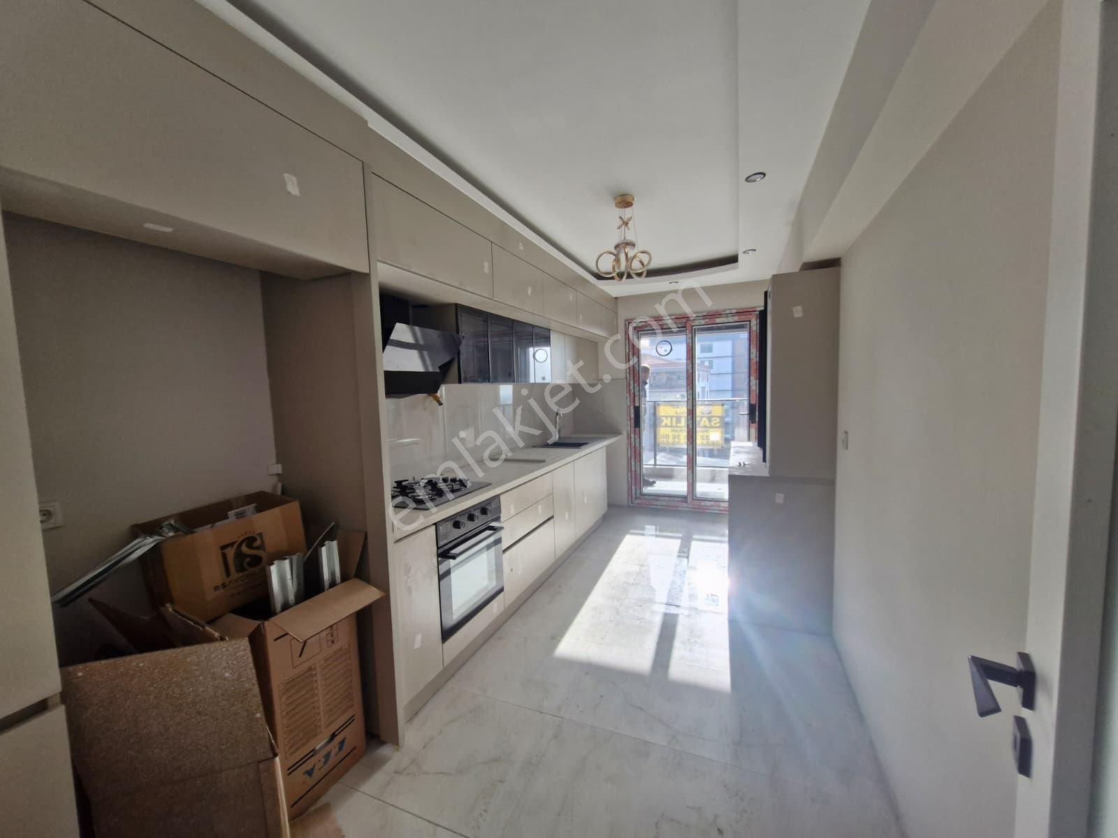 Menemen Cumhuriyet Mahallesinde Lüks 5+1 Dubleks!