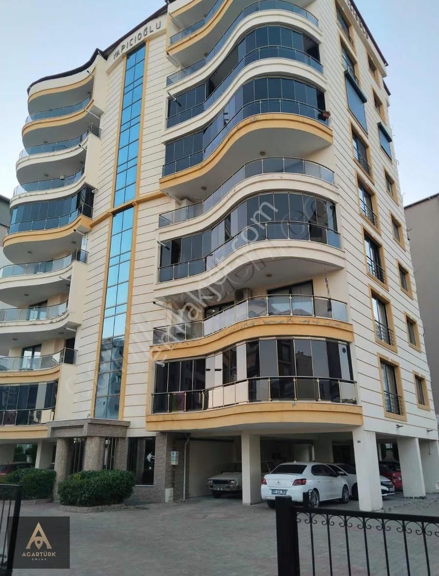 Zaferin Kıymetli Yerinde Sınırsız Kredili 3+1 Geniş Daire!