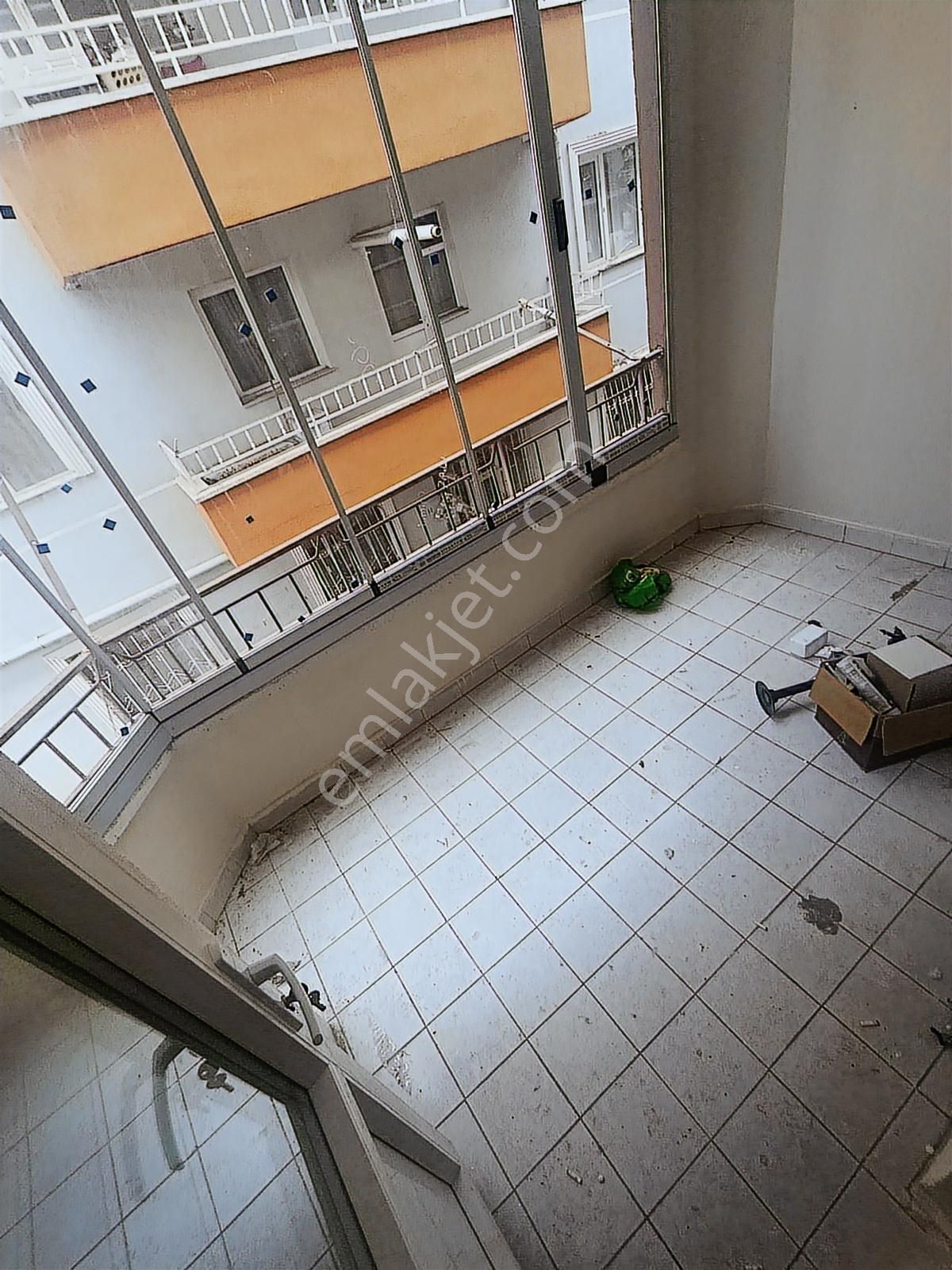 Sevindik'ten İstasyoncad.yakını Y.giriş Arakat 3+1 Kiralık Daire - Görsel 13
