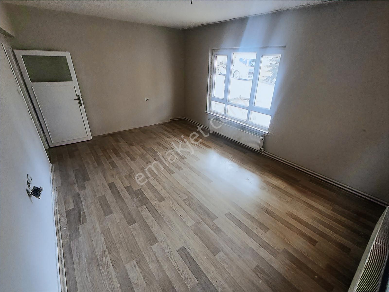 Sevindik'ten İstasyoncad.yakını Y.giriş Arakat 3+1 Kiralık Daire - Görsel 31