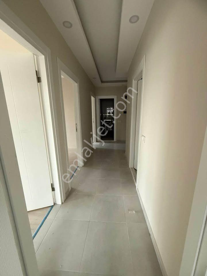 Esentepede Geniş Kullanışlı Herşeyi Ayrı 2+1 Fırsat Daire - Görsel 9