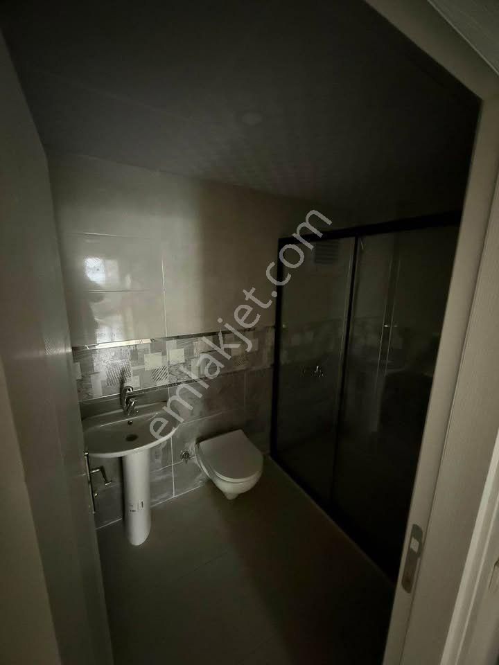 Esentepede Geniş Kullanışlı Herşeyi Ayrı 2+1 Fırsat Daire - Görsel 8