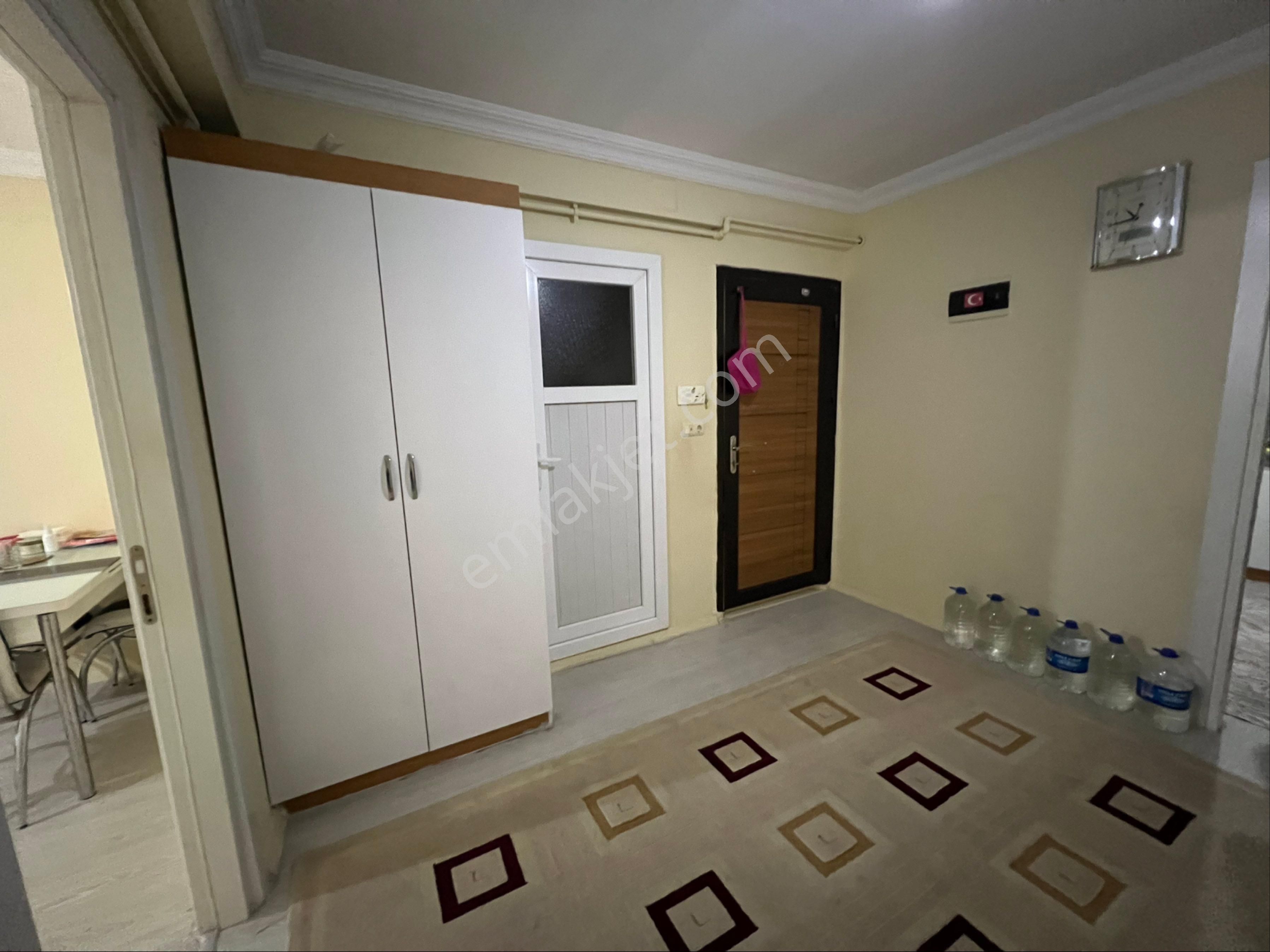 Cb'den Markasi Hastanesi Yanı Satılık Geniş 2+1 Daire - Görsel 9