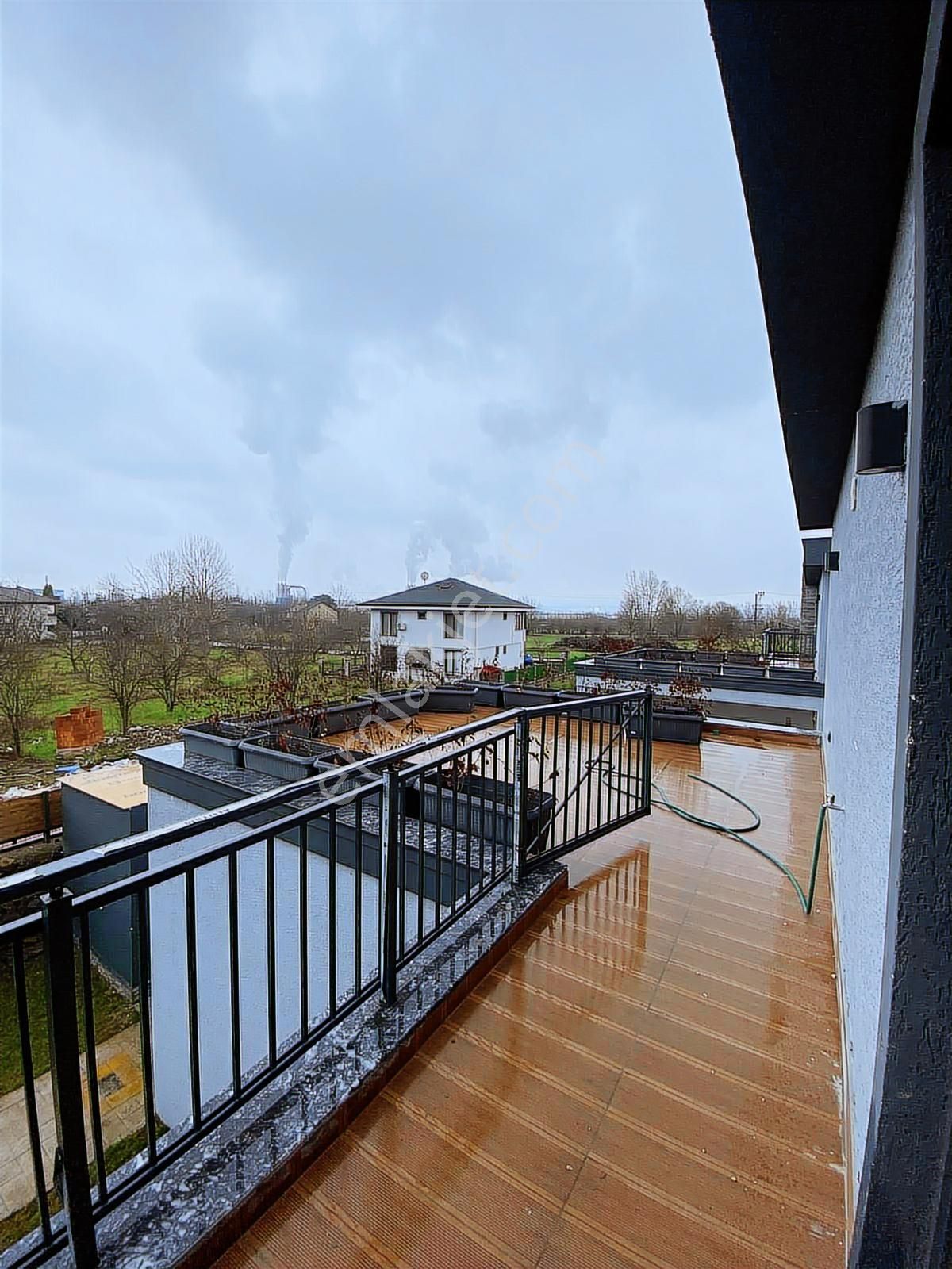 Kartepe Çepni'de Lüks Havuzlu Site İçinde Satılık Müstakil Villa - Görsel 30