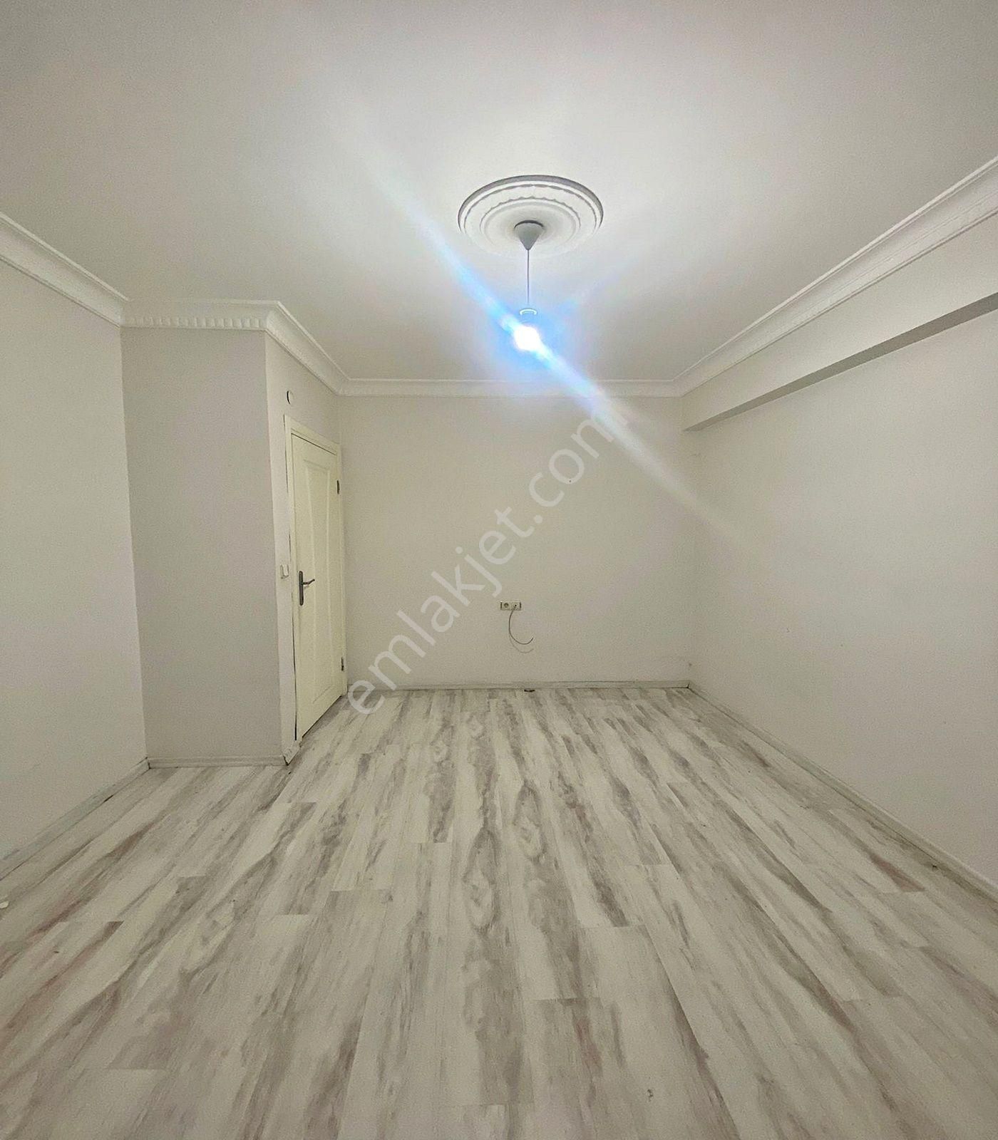 Esenyurt Üçevler Mahallesinde 2+1 Balkonlu Yüksek Giriş - Görsel 14