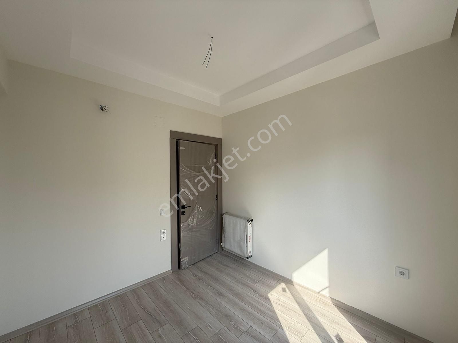 Karınca'dan Akdeniz Mh'de Sıfır Yapılı Ebeveyn Banyolu Giyinme Odalı 3+1 Satılık! - Görsel 18