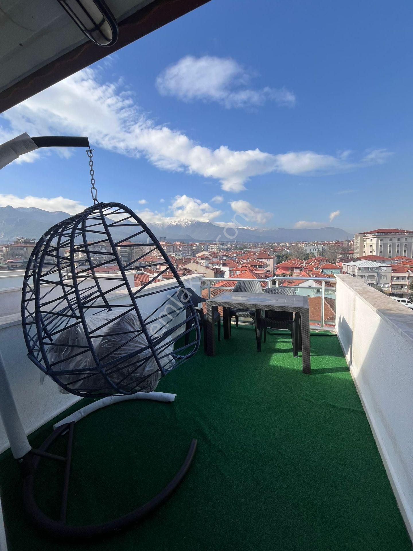 Özmecaz'dan Anayol Cepheli 1+1 60m2 Full Eşyalı Asansörlü Çift Balkonlu Apart - Görsel 7