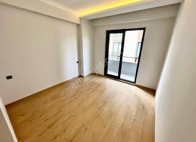 Parladan Modern Ve Şık Tasarımlı Ebeveyn Banyolu 2+1 Ön Cephe - Görsel 11