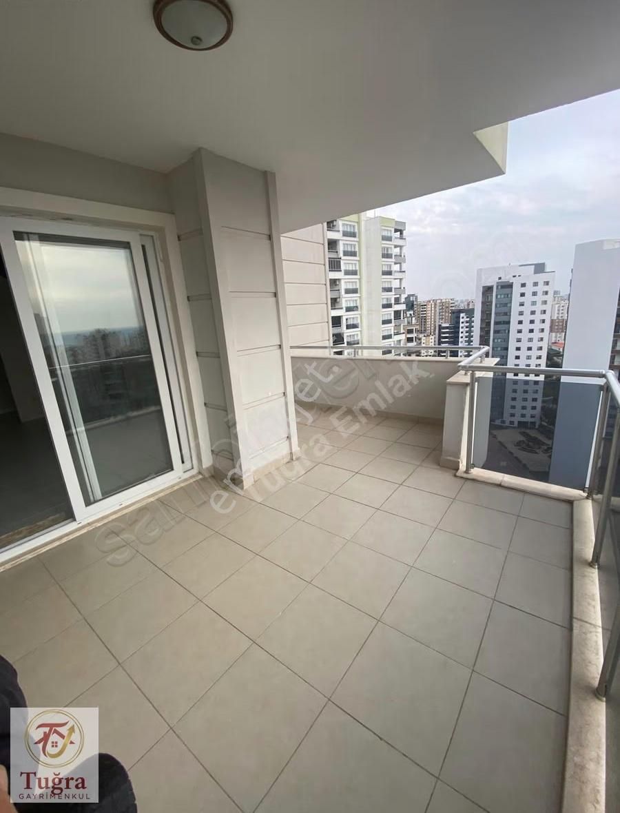 Şehrin Kalbinde Deniz Manzaralı 3+1 Satılık Daire - Görsel 4