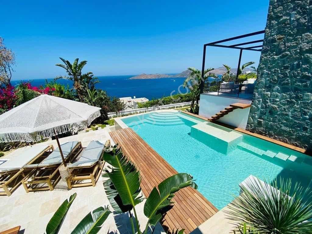 Bodrum Yalıkavak'ta Eşsiz Bali Konseptli Ultra Lüks 6+2 Villa