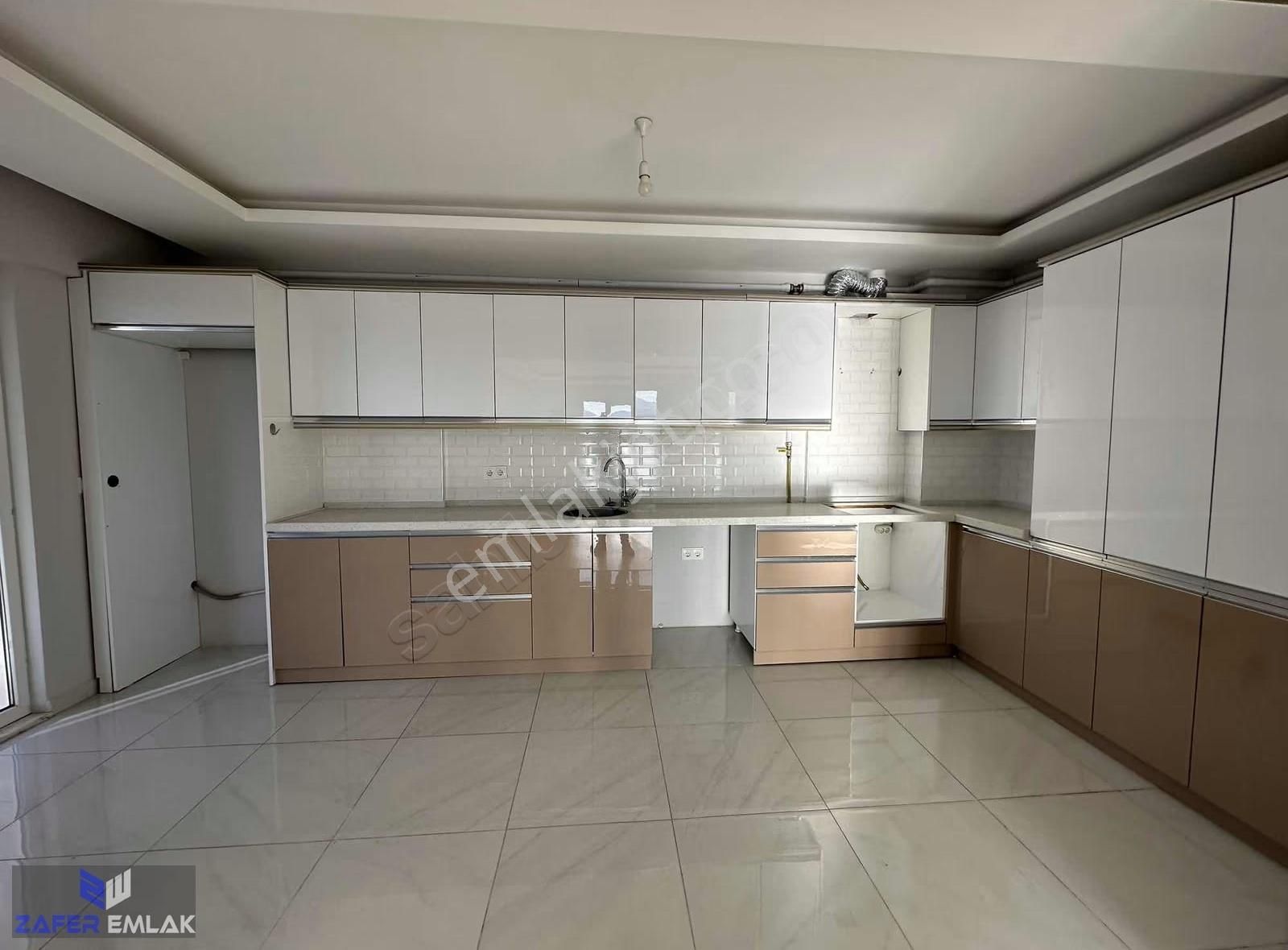 Zafer Emlak'tan Benan Sitesinde Kiralık Daire