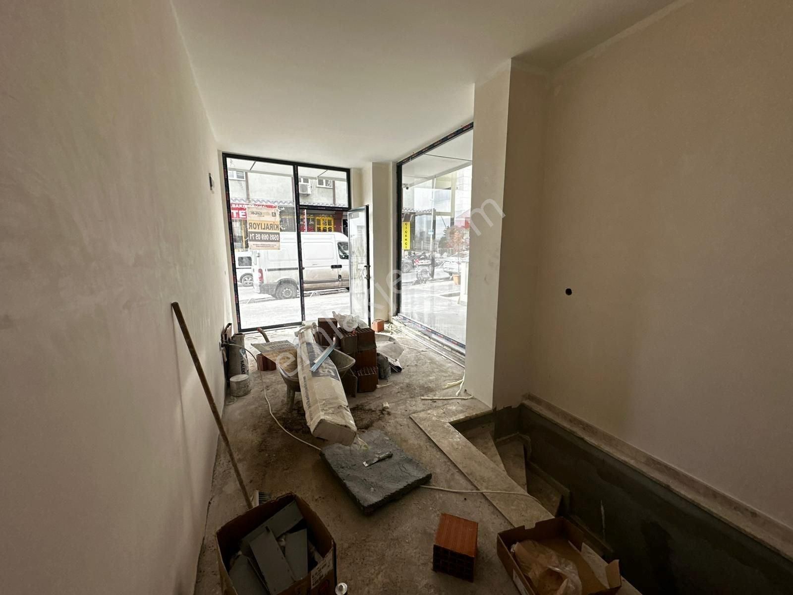 Bahçelievler Mithatpaşa Caddesinde Kiralık Depolu Dükkan, İş Yeri - Görsel 5