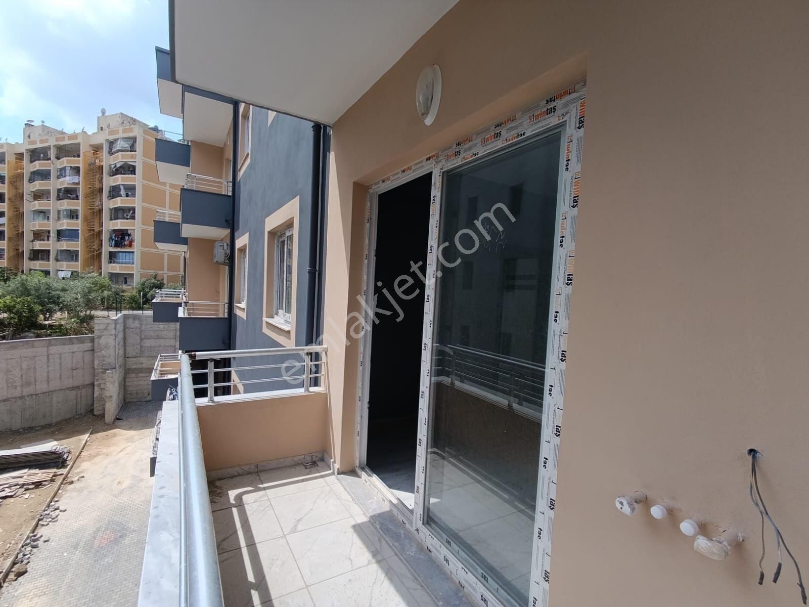 Osmangazi Mahallesinde 1+1 İskanlı Oturuma Hazır Yatay Mimari Satılık Daire - Görsel 18