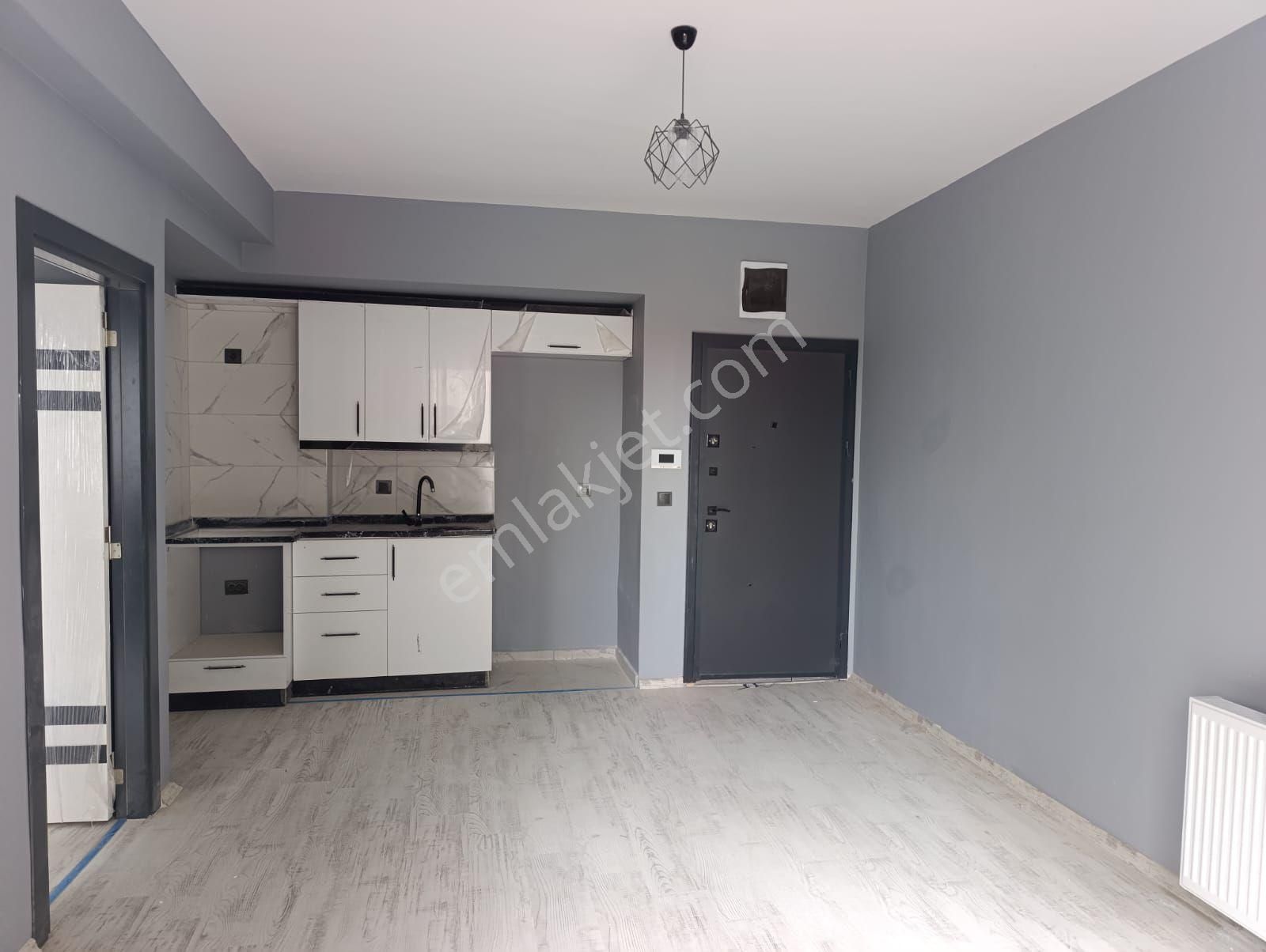 Osmangazi Mahallesinde 1+1 İskanlı Oturuma Hazır Yatay Mimari Satılık Daire - Görsel 7